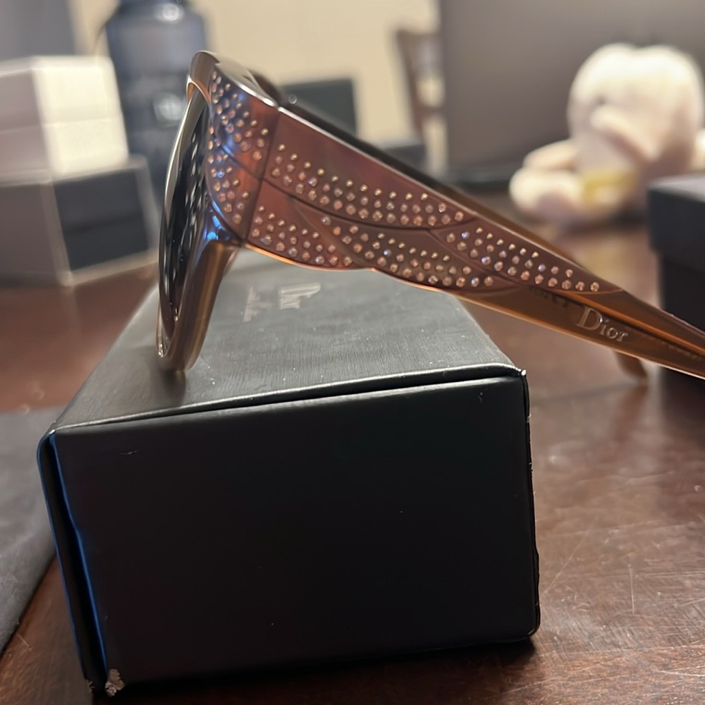 Dior Grand Bal Sunglasses - Picture 3 of 7